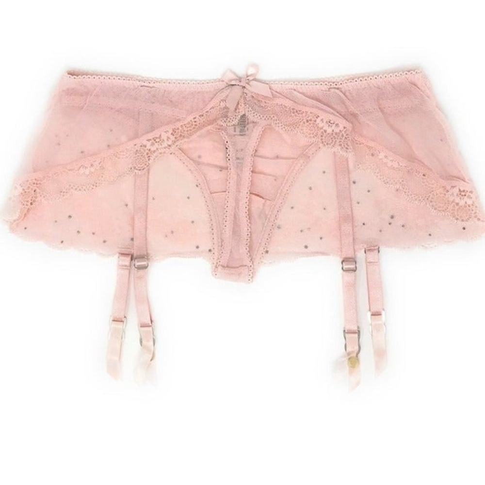Medium Victoria's Secret Light Pink Lace Garter Belt